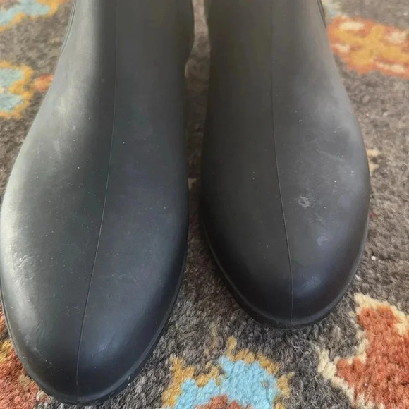 Jeffrey Campbell Havana matte black rubber Chelsea pull on rain boots 9 - Picture 5 of 7